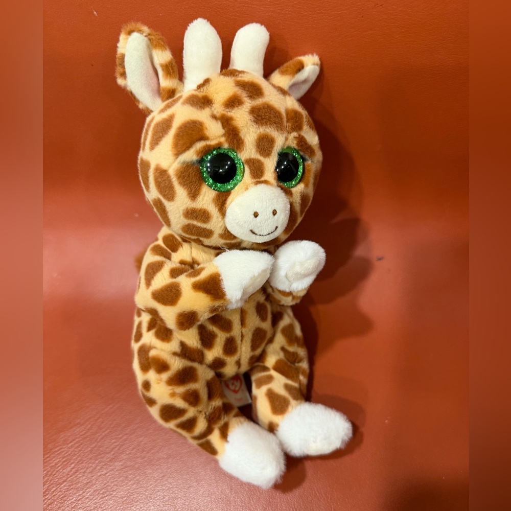 Ty Giraffe Plush with Sparkling Green Eyes
